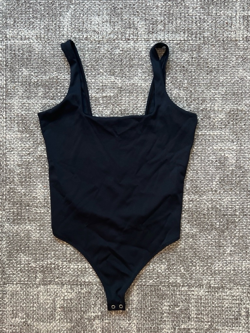 Good American Black Scoop Neck Bodysuit